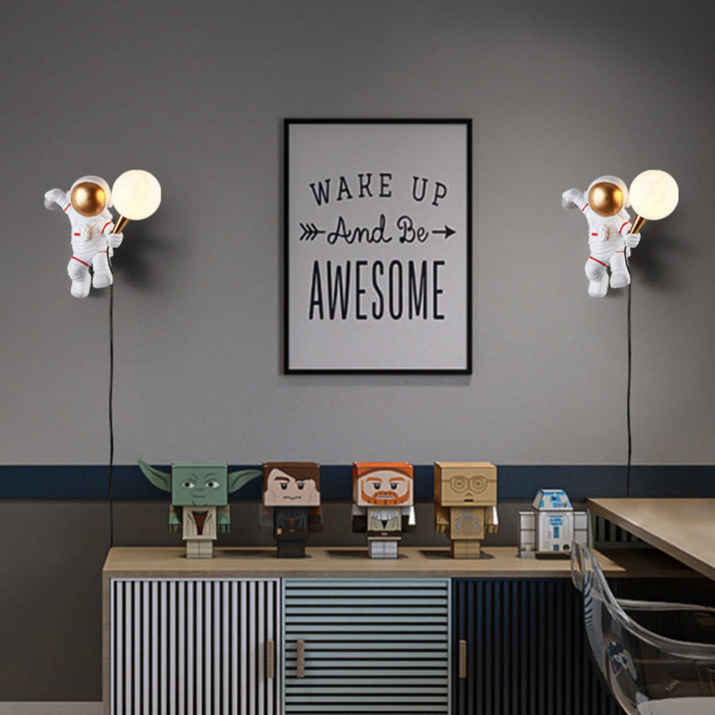 Modern Astronaut Resin Table & Wall Lamp – 3D Printed Moon Shade Accent Light