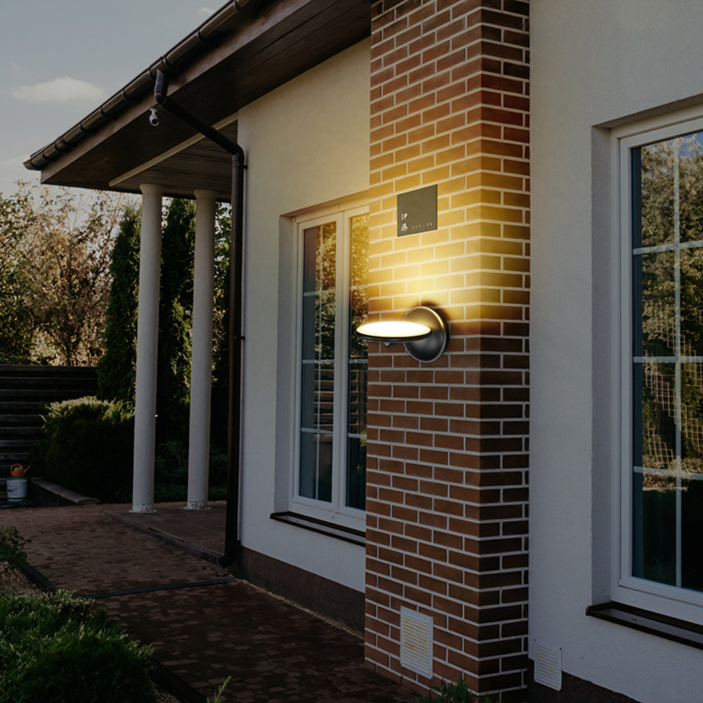 Modern 12W Rotatable LED Outdoor Wall Sconce – IP65 Waterproof Aluminum Warm Light Fixture for Patio, Villa, Porch, Corridor & Exterior Walls