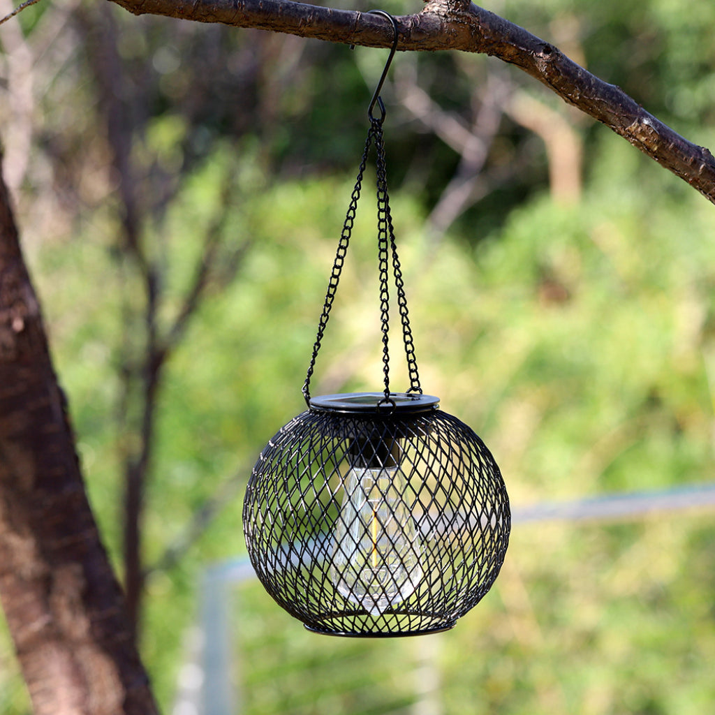 Solar Outdoor Hanging Lantern – Black Iron Mesh LED Chandelier for Garden, Patio, Balcony & Courtyard Decoration