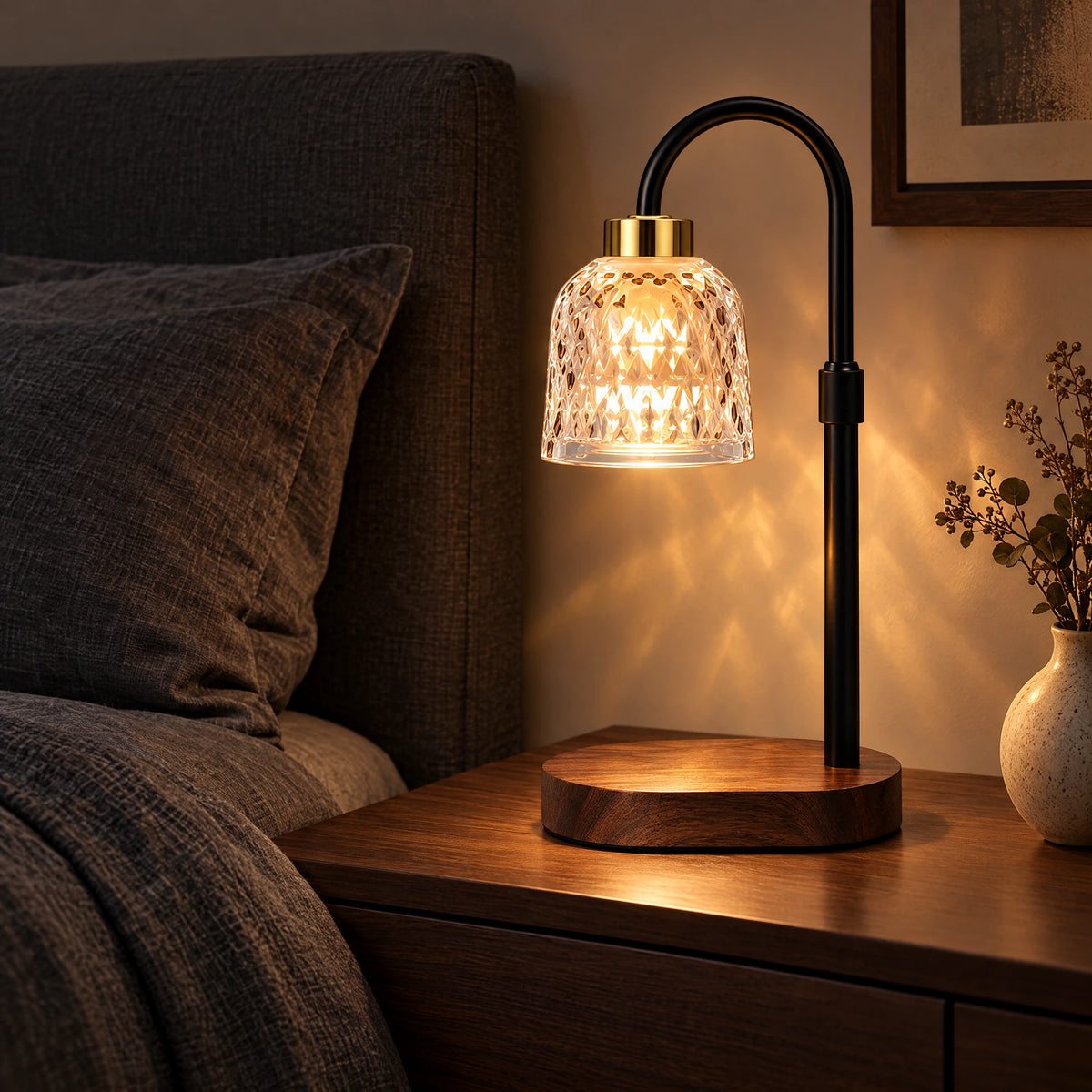 Diamond-Cut Glass Candle Warmer Lamp - Black Pole, Walnut Base