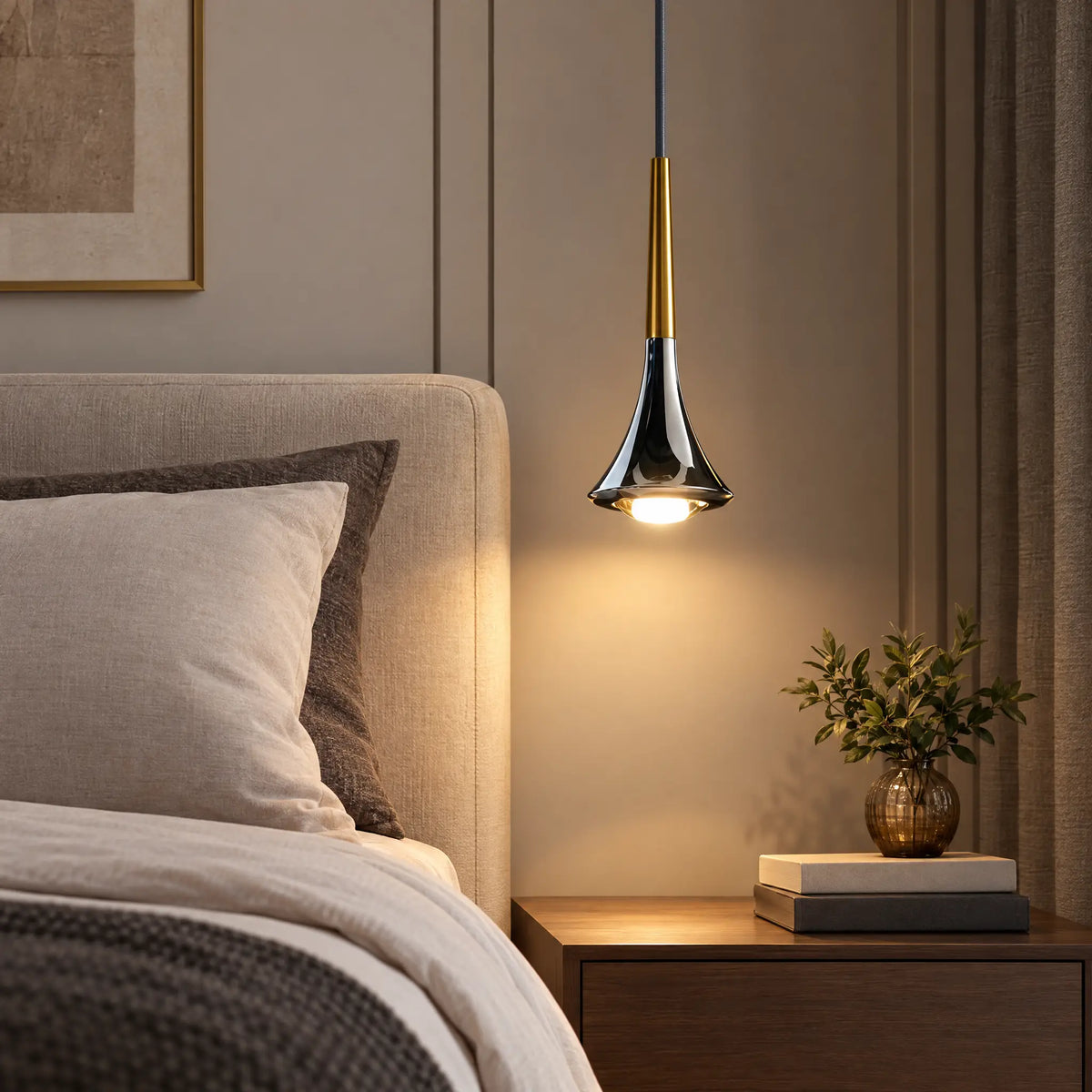 Single-Head LED Pendant Lighting with Horn-Shaped Acrylic Shade, 7W - Gold