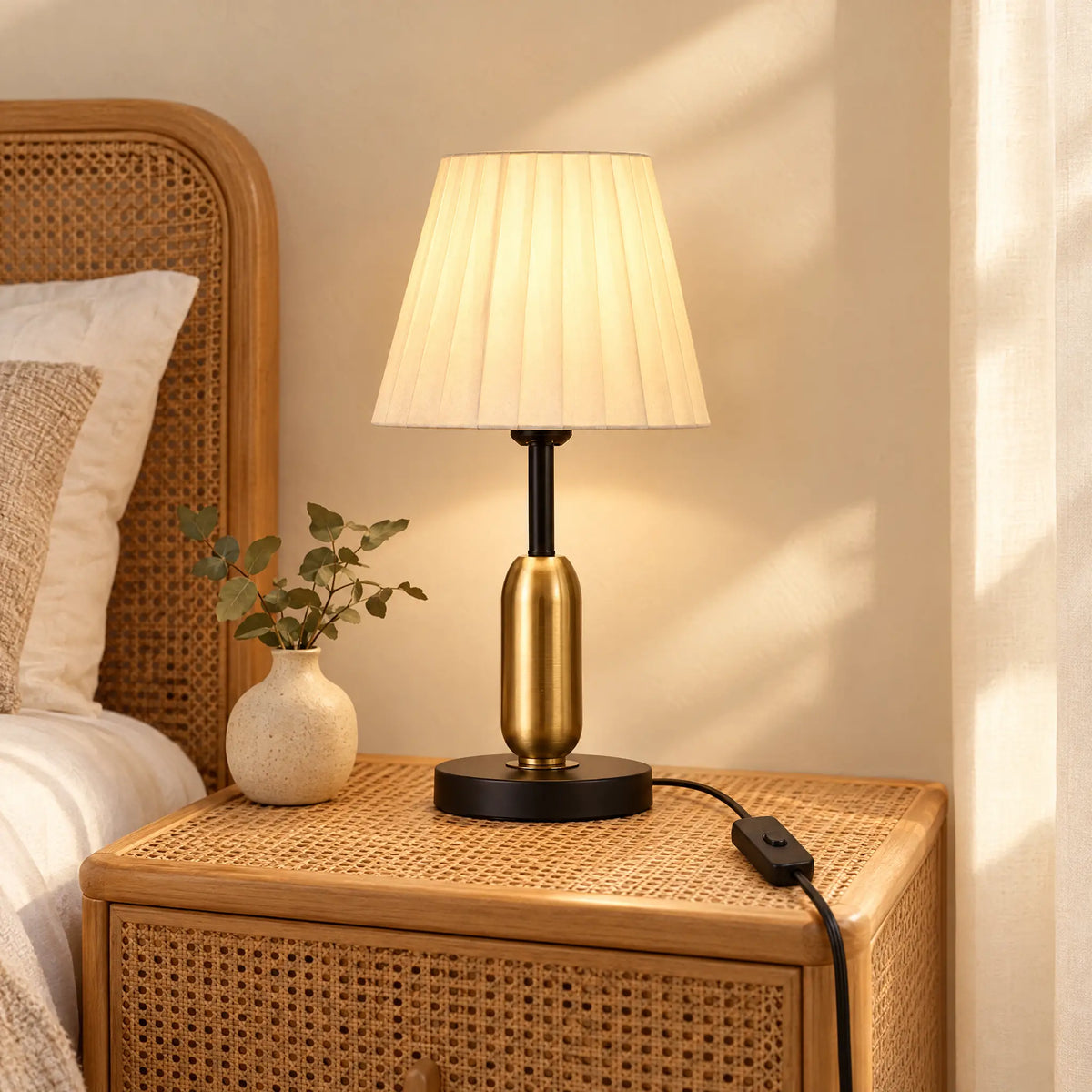 European Retro Desk Lamp - A Beige, Button Switch