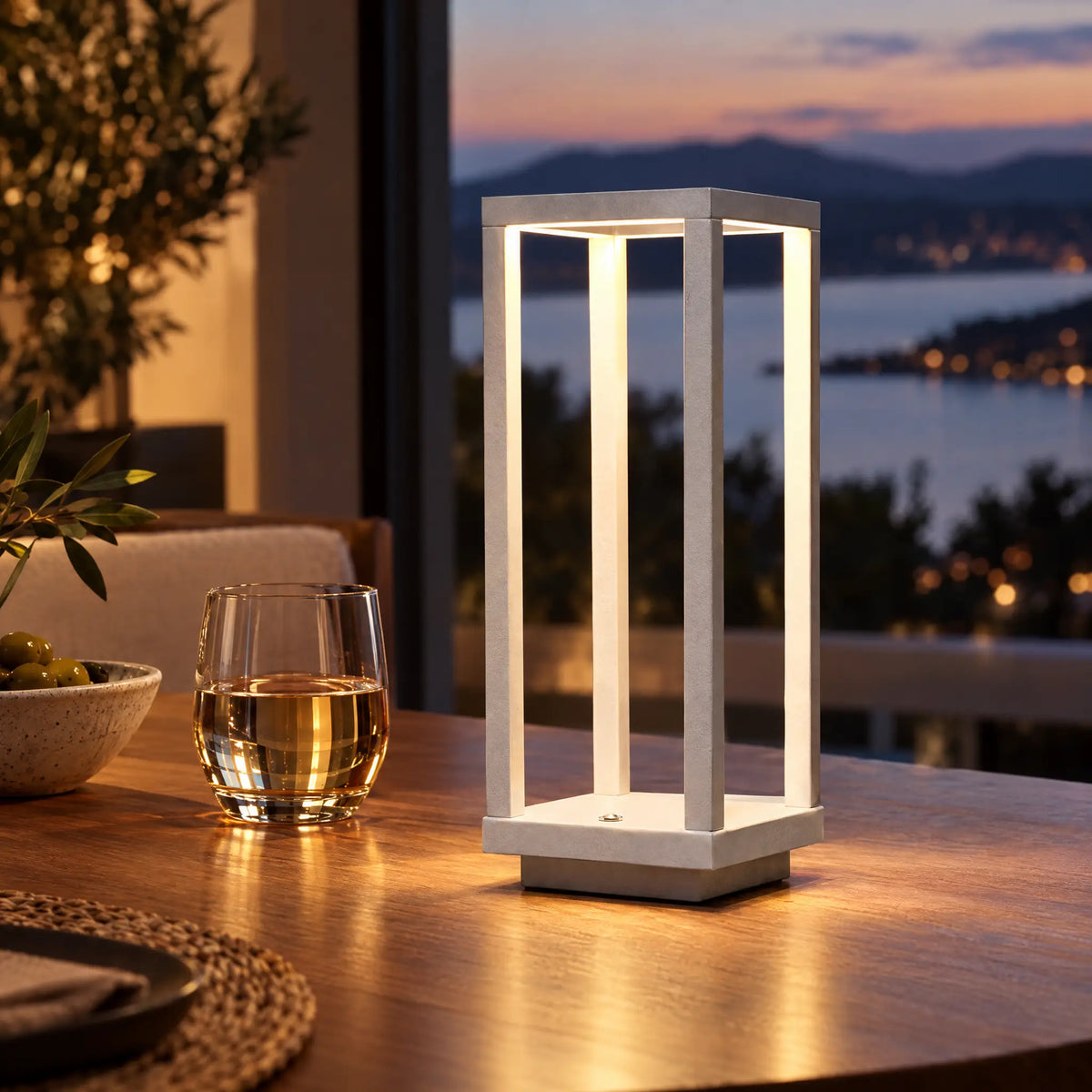 Cordless Table Lamp