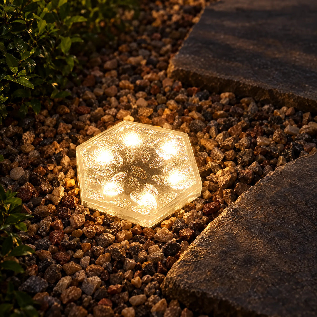 Solar Pathway Lights - Warm white