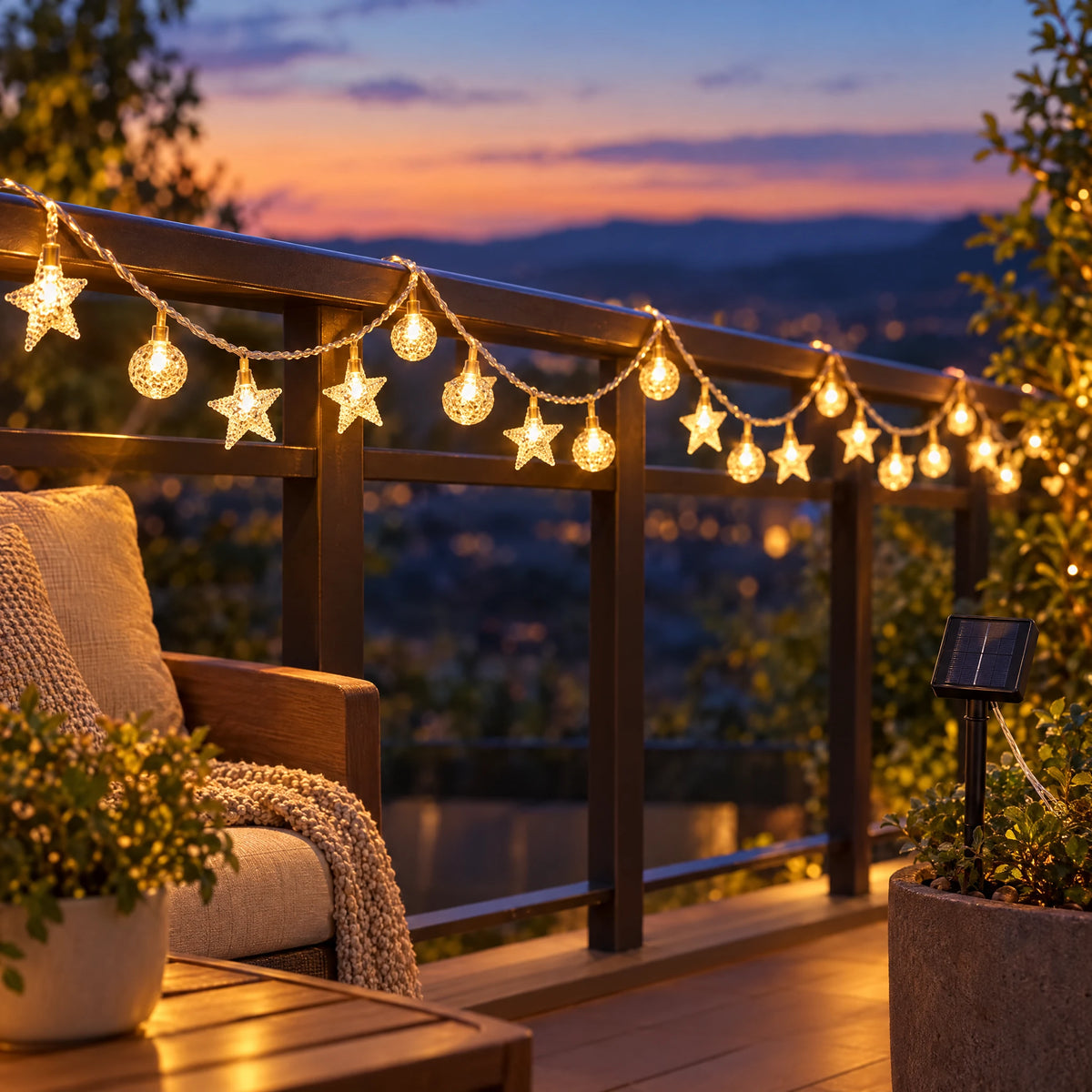 Solar star and ball string lights - Warm White